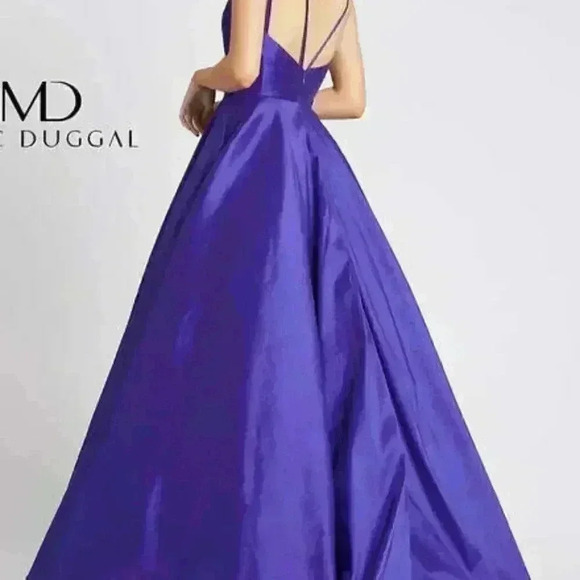 Mac Duggal Taffeta Prom Ball Gown sz 10 - Picture 2 of 2